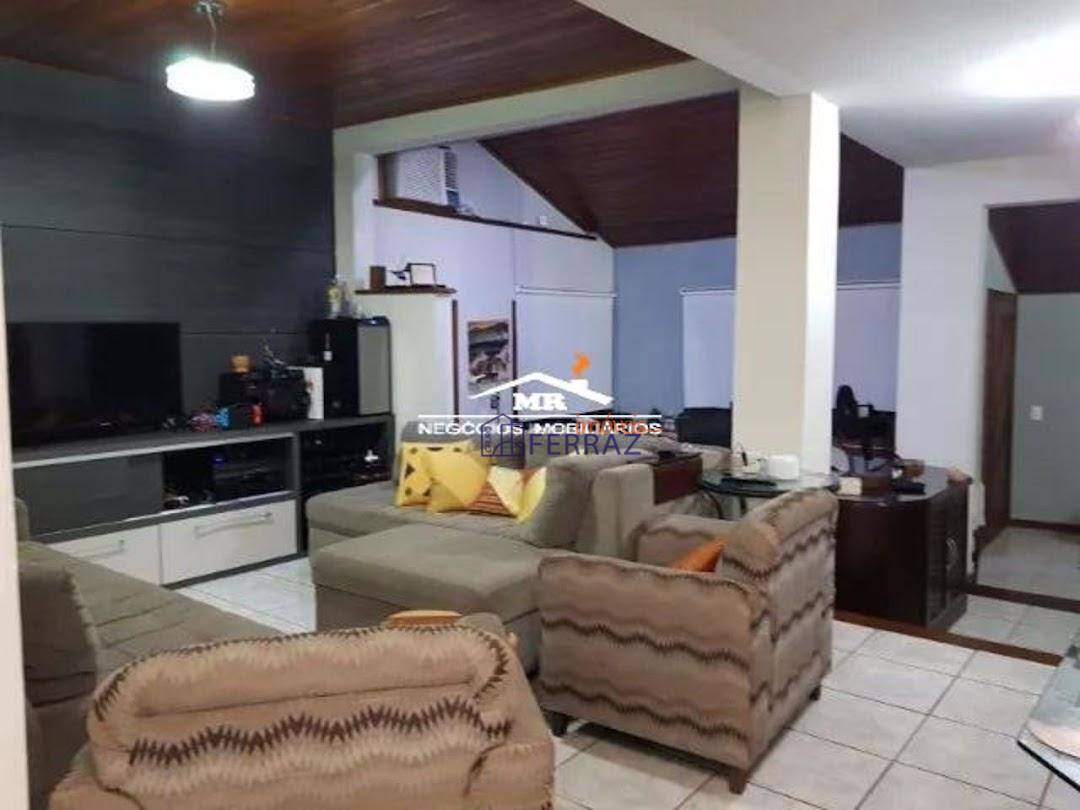 Casa à venda com 7 quartos, 410m² - Foto 6