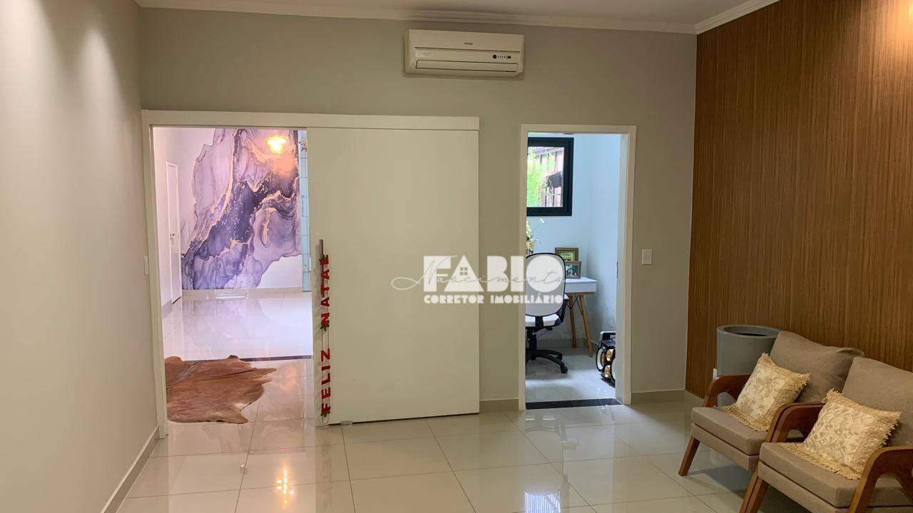 Casa à venda com 3 quartos, 250m² - Foto 9