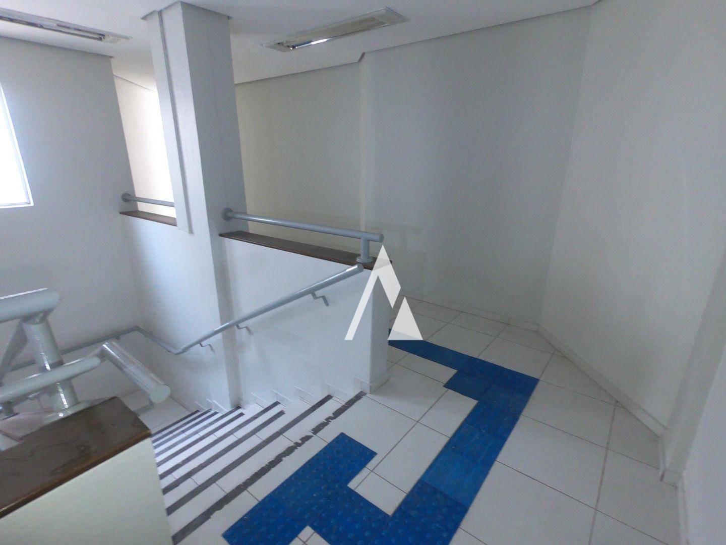 Prédio Inteiro para alugar, 900m² - Foto 10