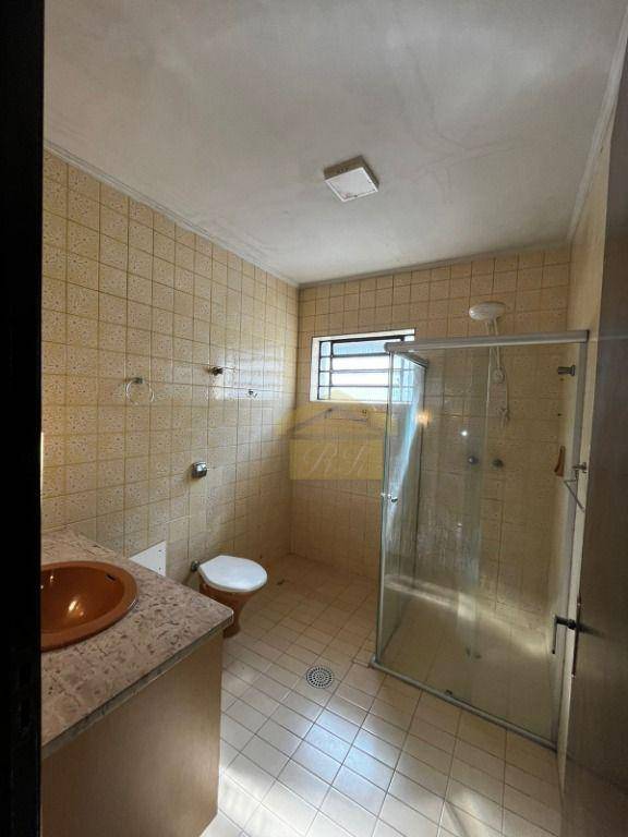 Sobrado à venda e aluguel com 3 quartos, 220m² - Foto 16