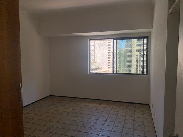 Apartamento à venda com 3 quartos, 180m² - Foto 15