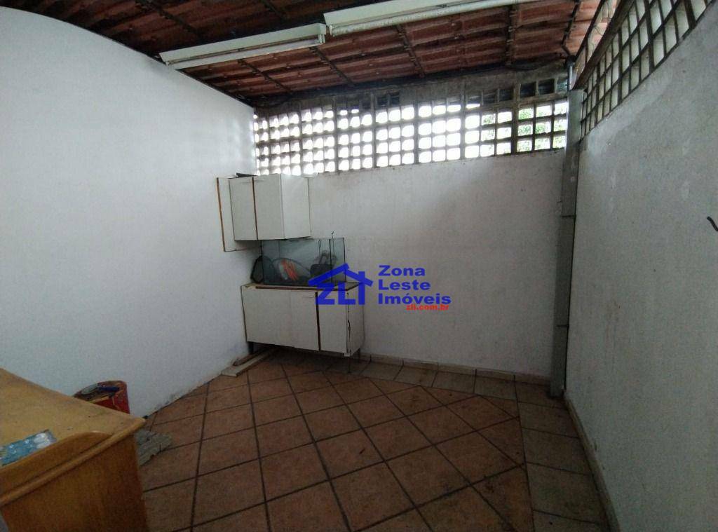 Casa à venda com 2 quartos, 90m² - Foto 32