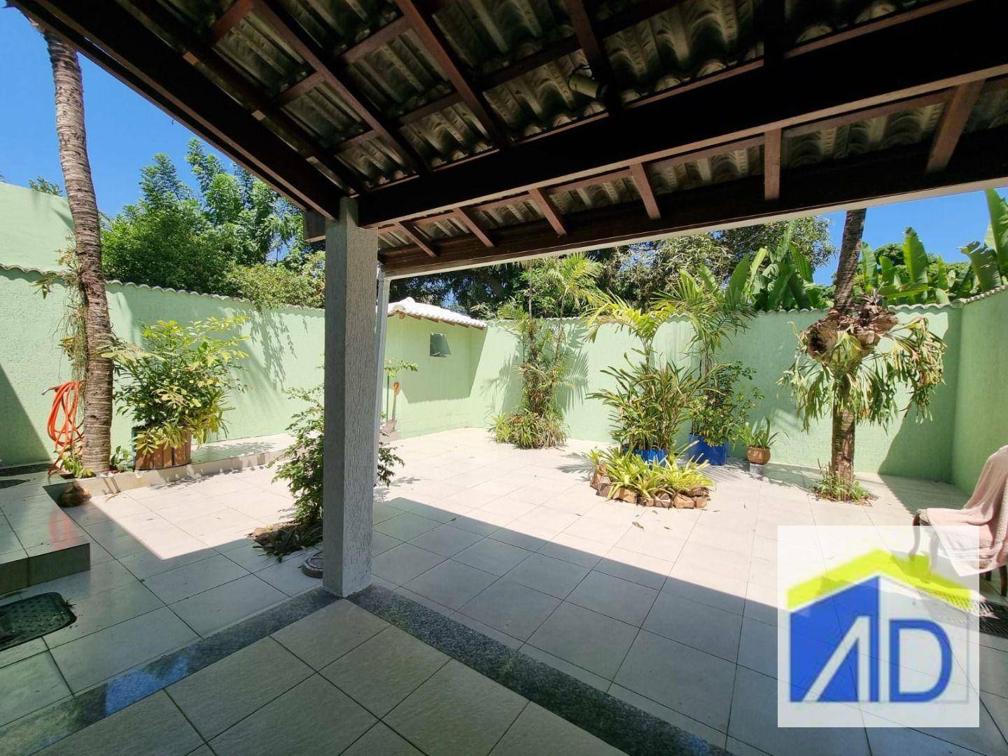 Casa de Condomínio para alugar com 3 quartos, 180m² - Foto 13