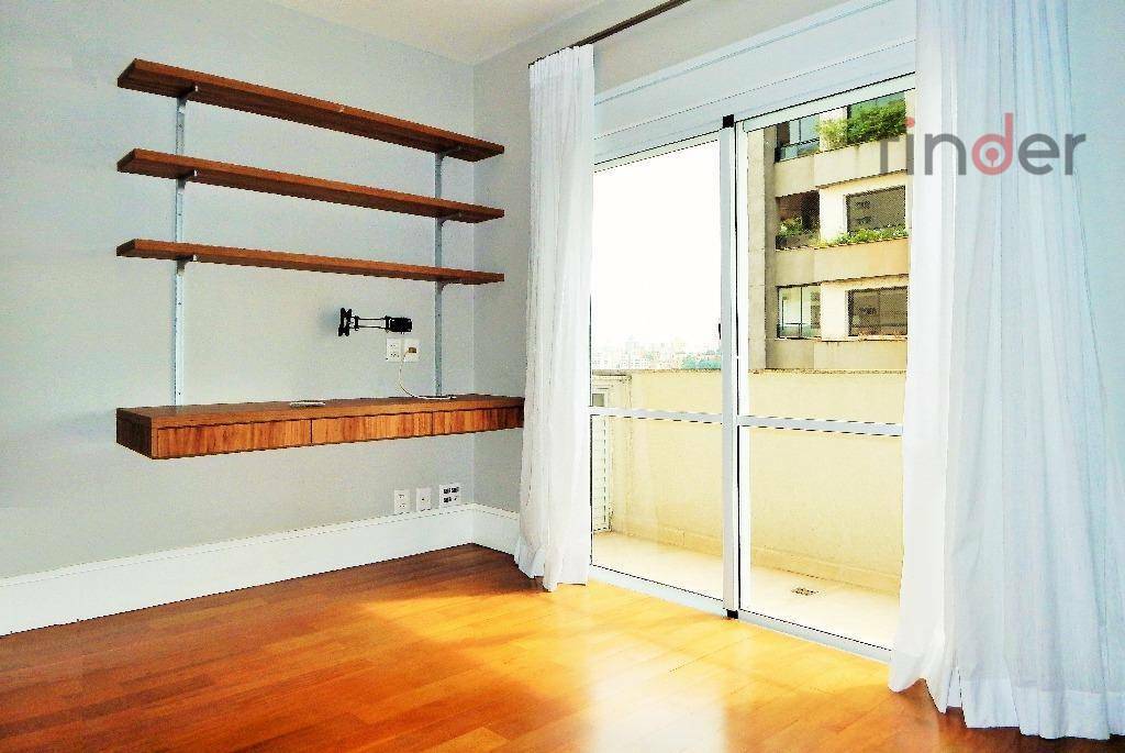 Apartamento à venda com 3 quartos, 166m² - Foto 17