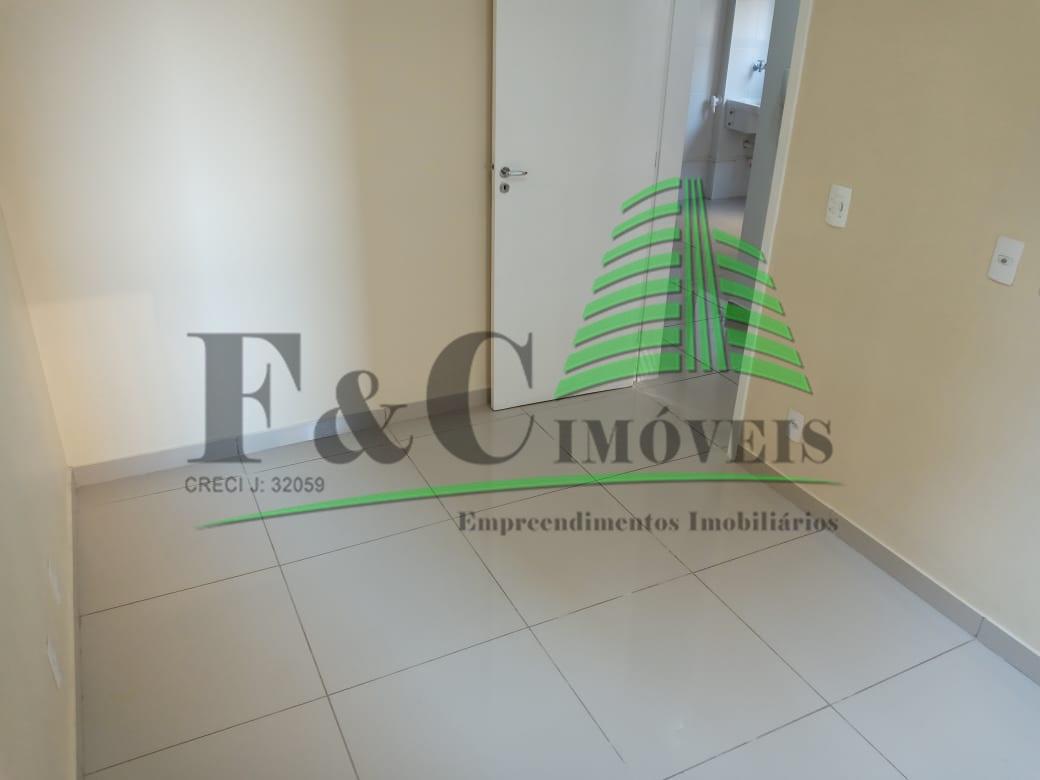 Apartamento à venda com 2 quartos, 48m² - Foto 13