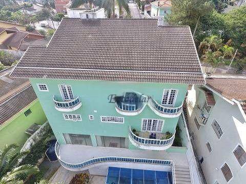 Sobrado à venda com 8 quartos, 976m² - Foto 1