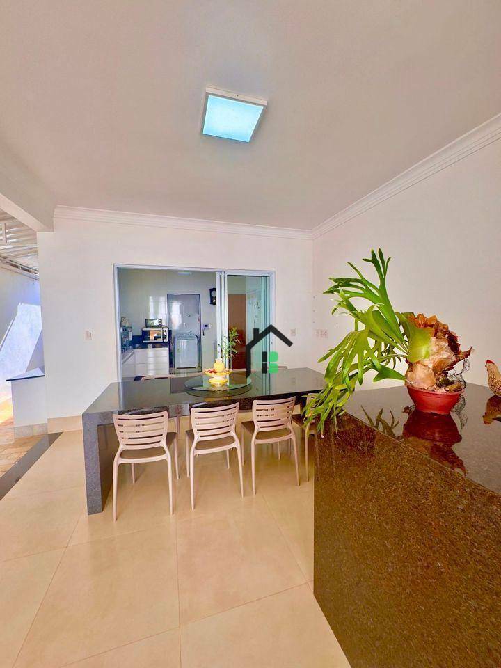 Casa, 4 quartos, 213 m² - Foto 23