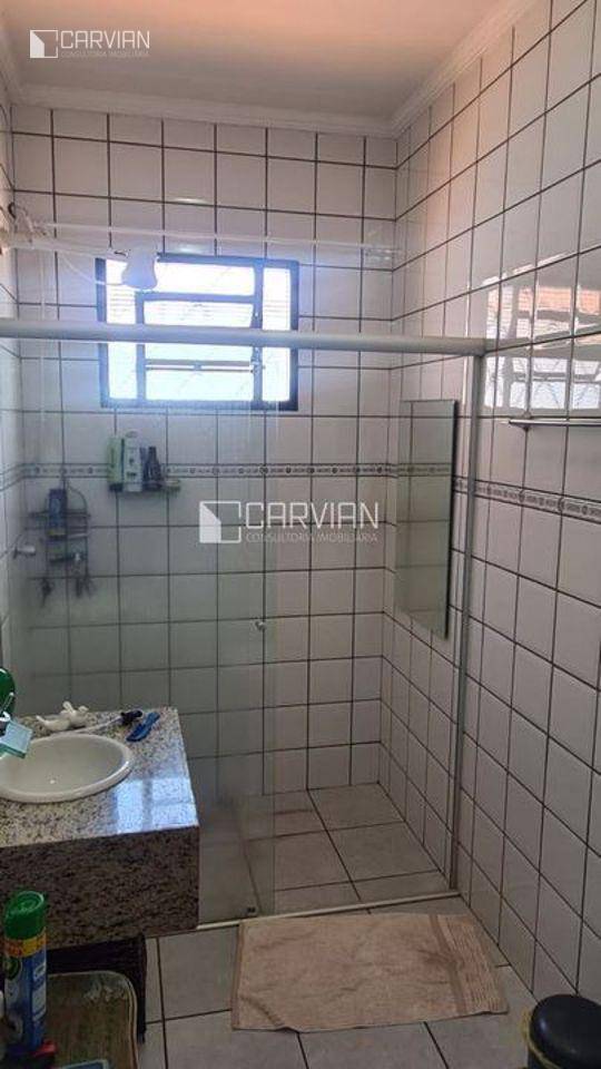 Casa à venda com 3 quartos, 90m² - Foto 6