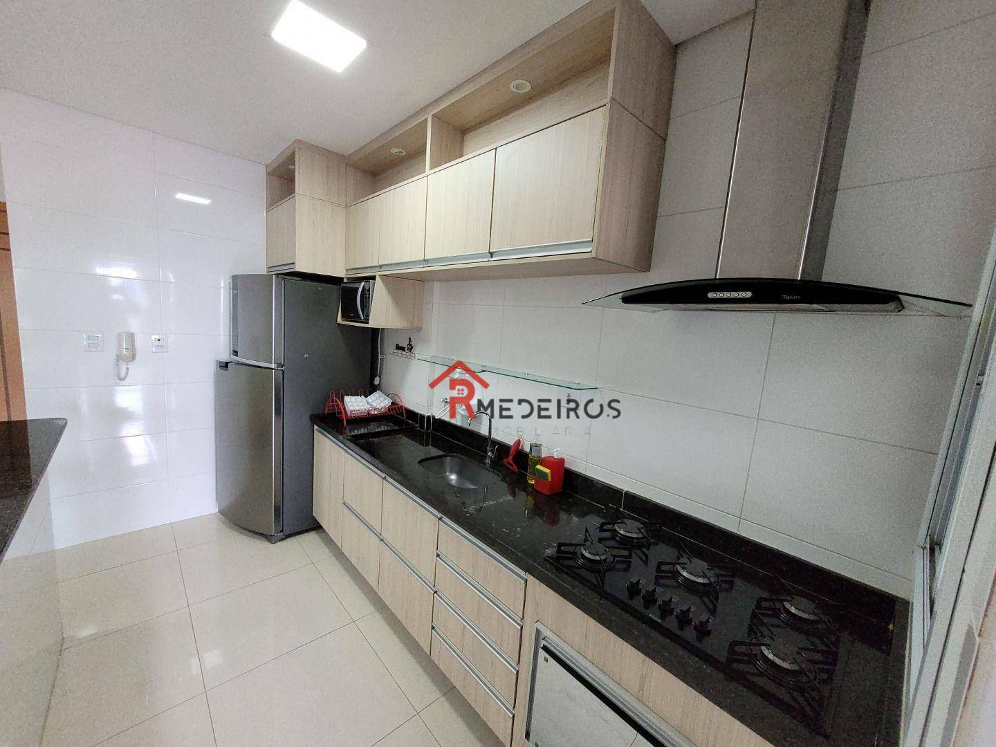 Apartamento à venda com 2 quartos, 78m² - Foto 4