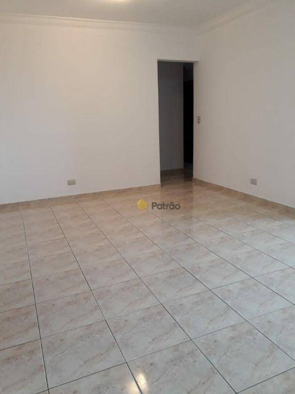 Apartamento à venda com 3 quartos, 97m² - Foto 12