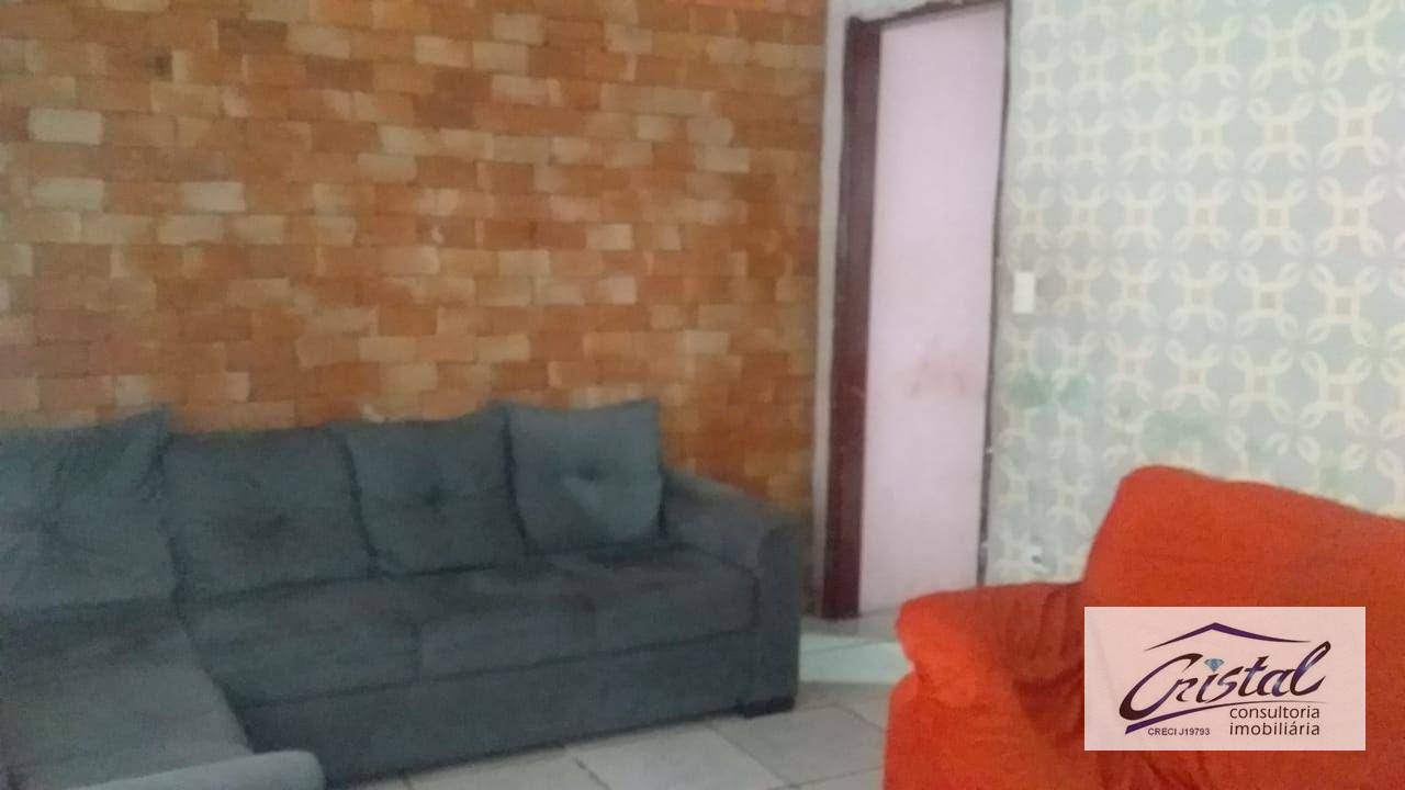 Casa à venda com 2 quartos, 200m² - Foto 1