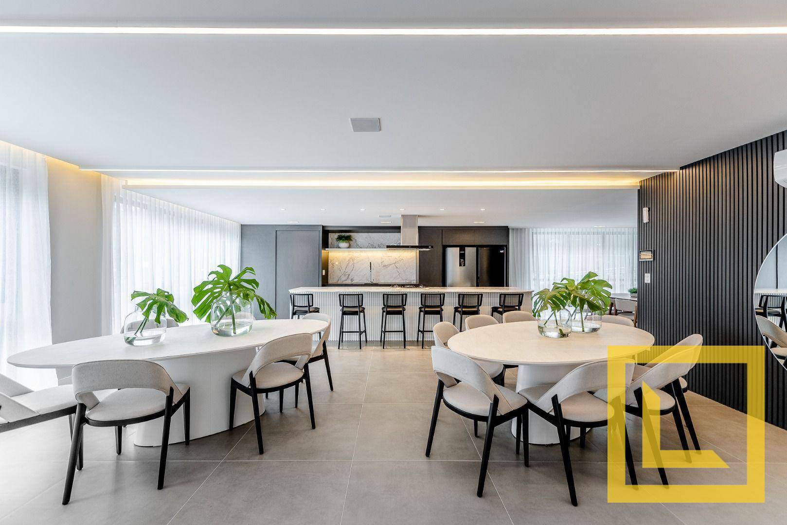Apartamento à venda com 3 quartos, 170m² - Foto 18