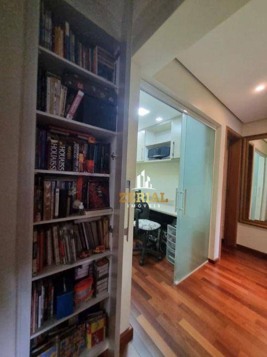 Apartamento para alugar com 3 quartos, 130m² - Foto 11