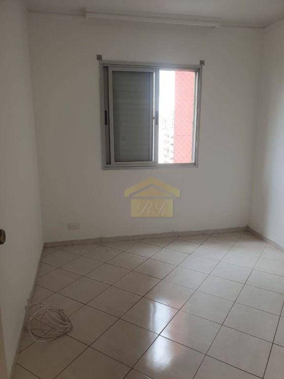 Apartamento à venda com 2 quartos, 60m² - Foto 11