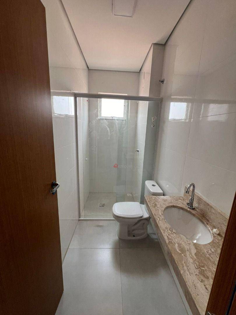 Apartamento para alugar com 2 quartos, 72m² - Foto 10