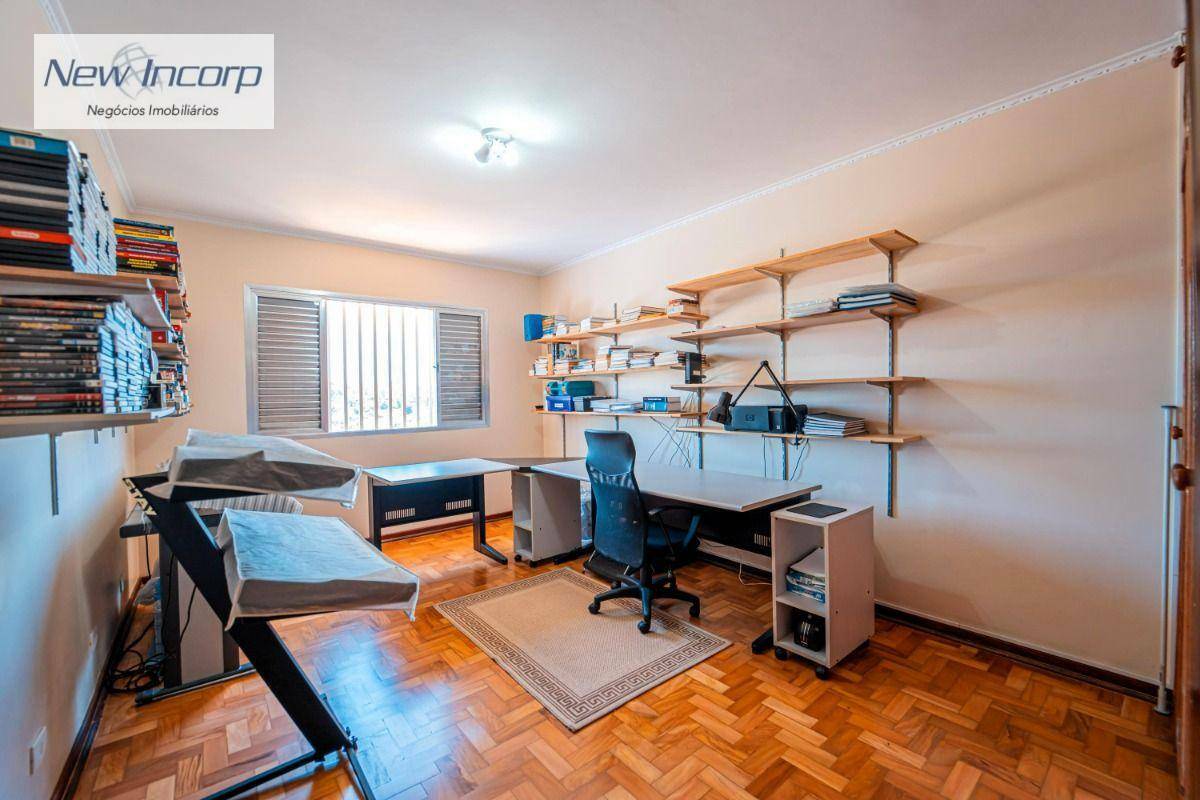 Sobrado à venda com 4 quartos, 204m² - Foto 50