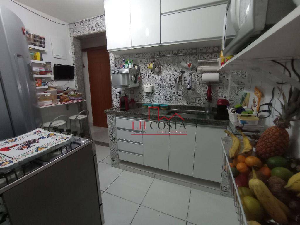 Apartamento à venda com 3 quartos, 95m² - Foto 15