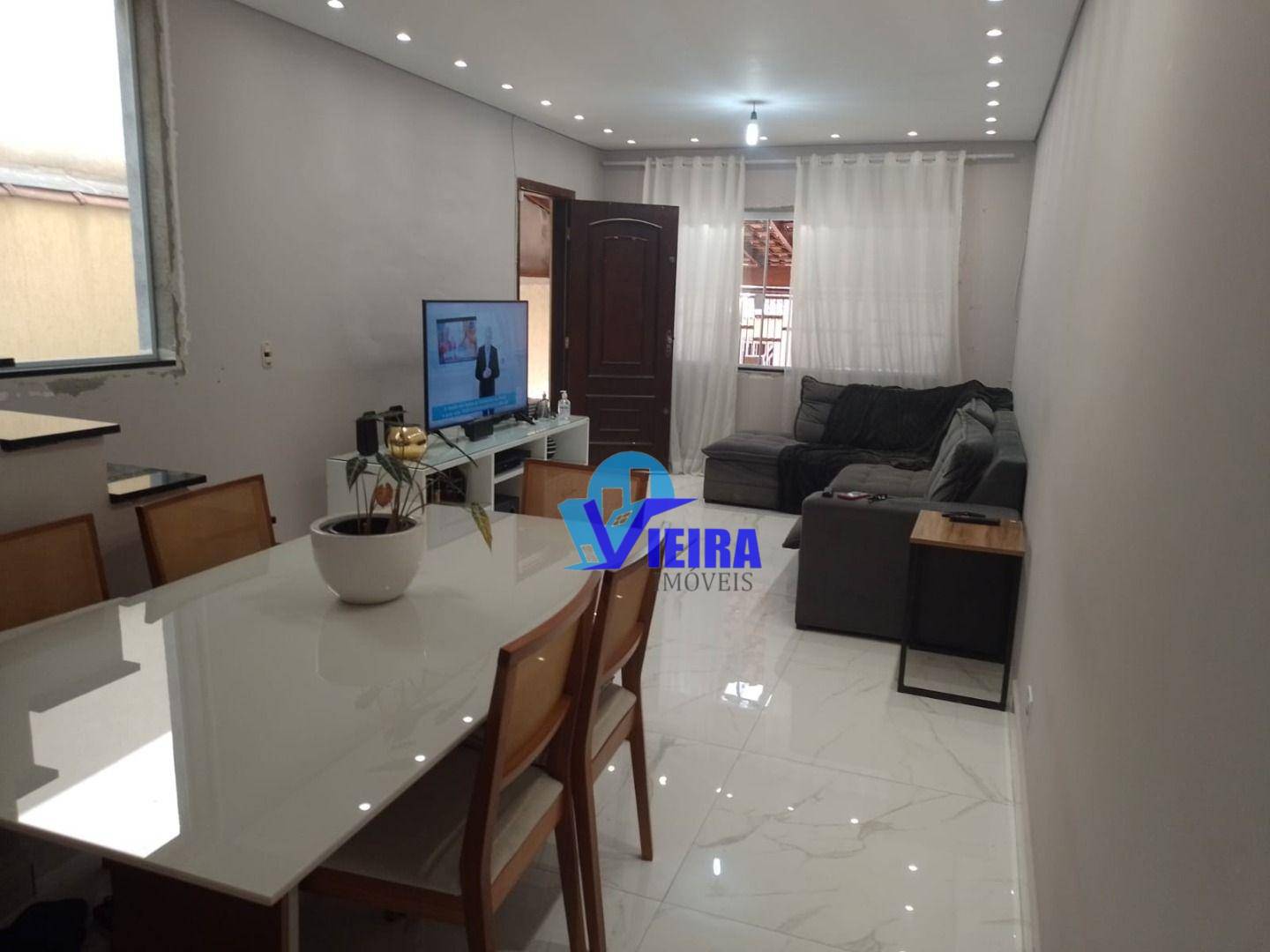 Sobrado à venda com 3 quartos, 120m² - Foto 1