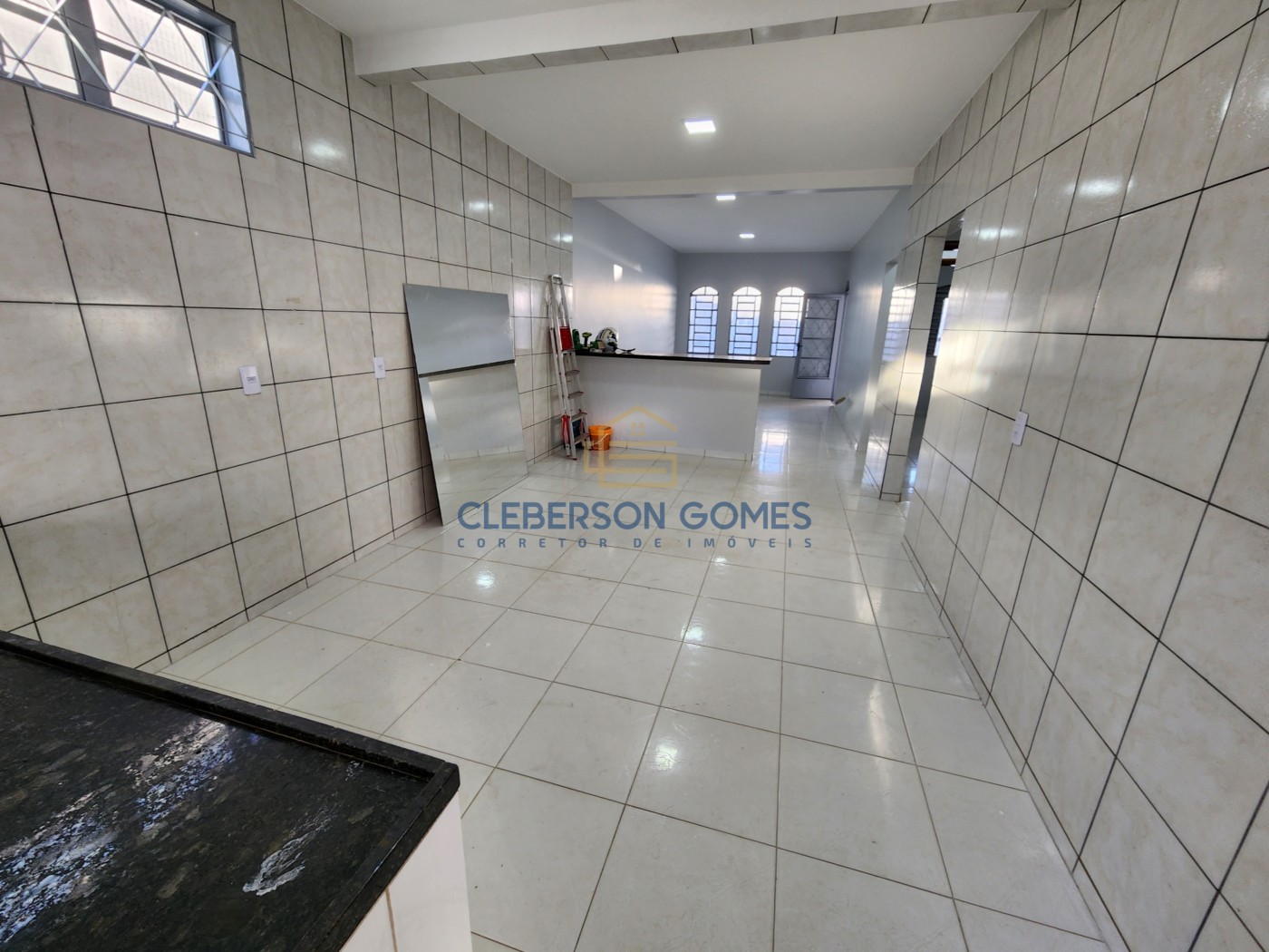 Casa à venda com 3 quartos, 360m² - Foto 10