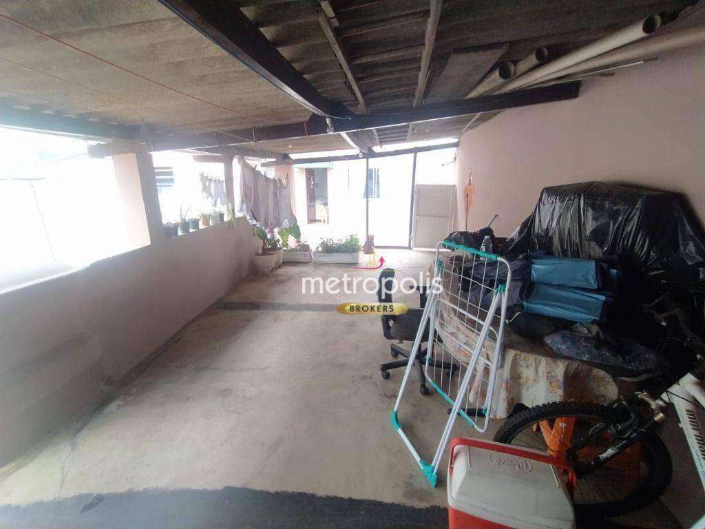 Casa à venda com 5 quartos, 198m² - Foto 14