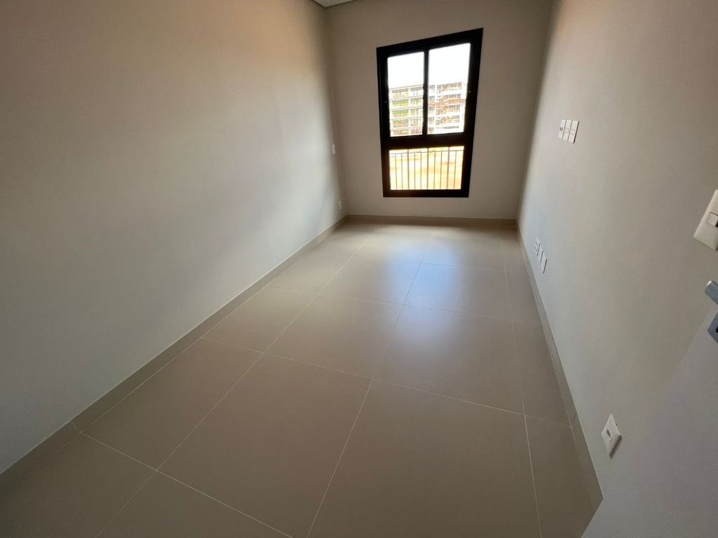 Apartamento à venda com 2 quartos, 62m² - Foto 7