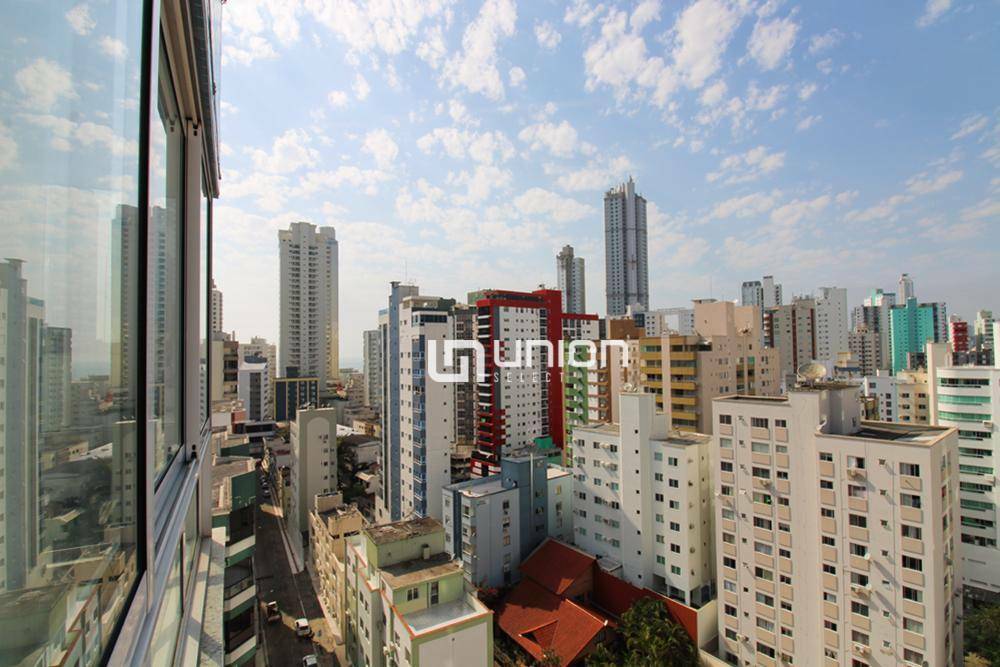 Apartamento à venda com 3 quartos, 136m² - Foto 25