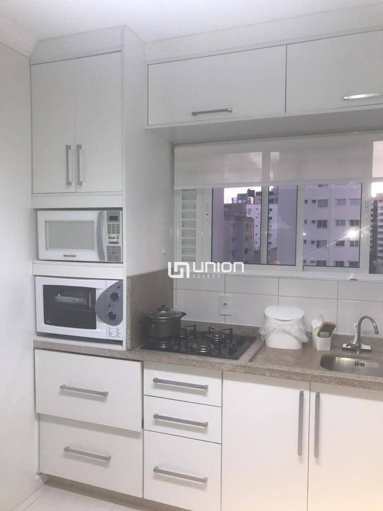 Apartamento à venda com 2 quartos, 96m² - Foto 5