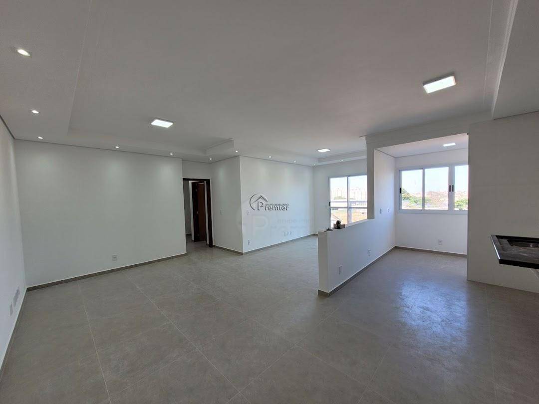 Apartamento à venda com 3 quartos, 92m² - Foto 1