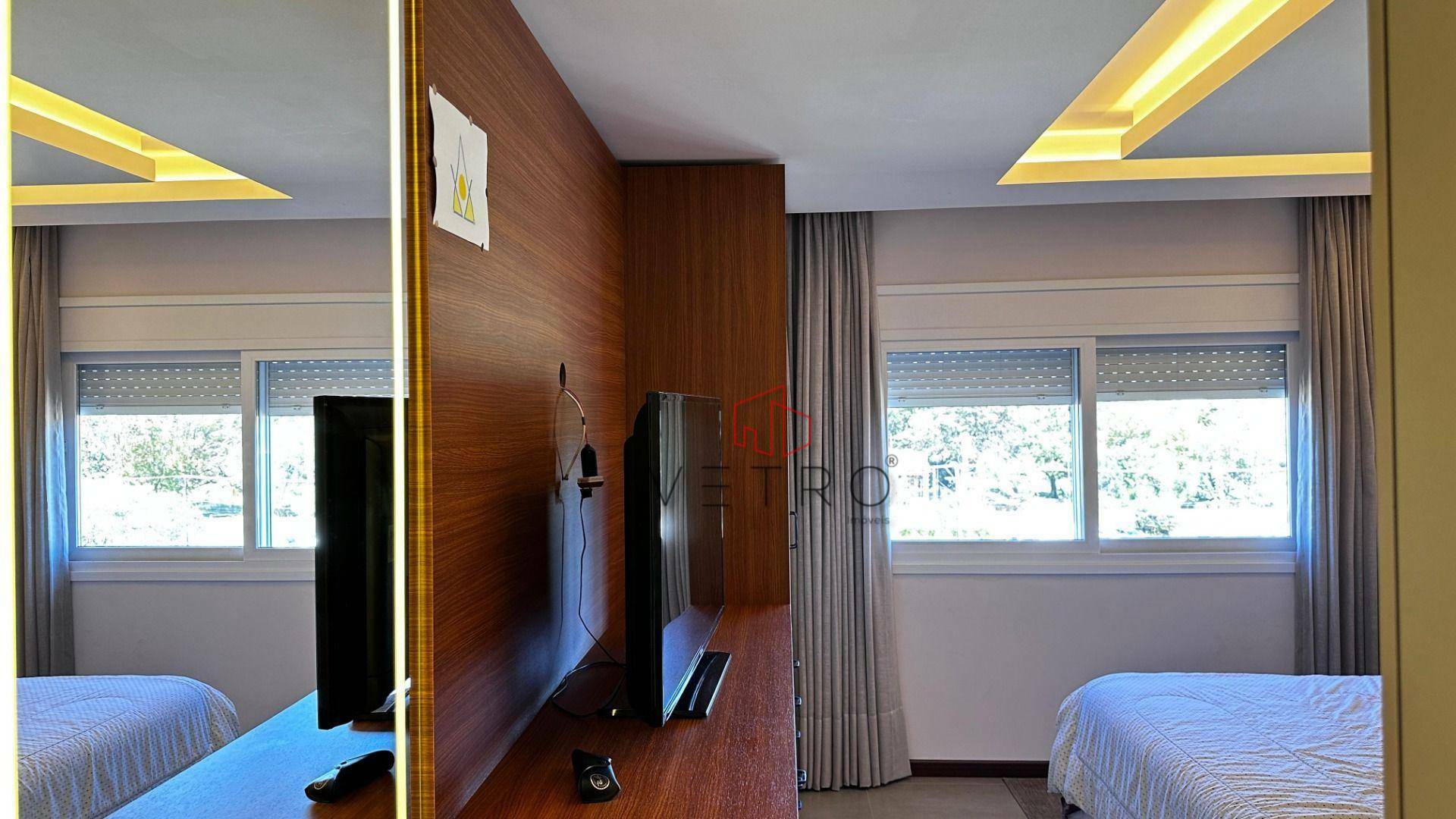 Apartamento à venda com 3 quartos, 160m² - Foto 11