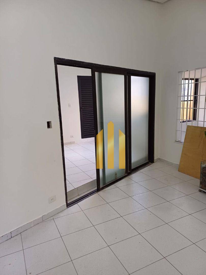 Casa para alugar com 3 quartos, 120m² - Foto 5