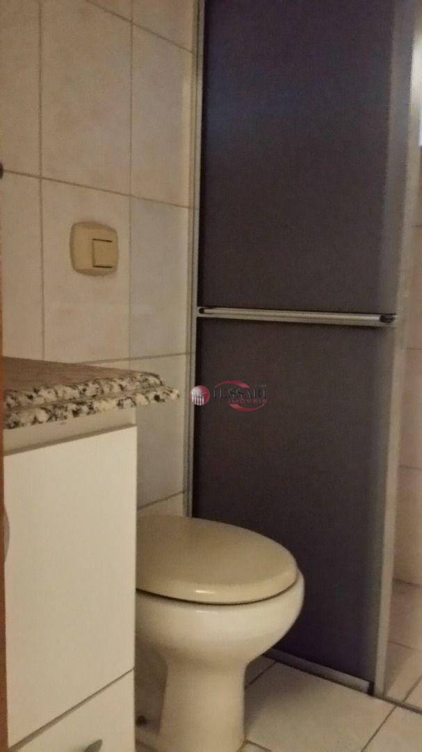 Apartamento para alugar com 3 quartos, 95m² - Foto 19