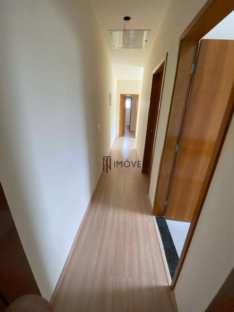 Sobrado à venda e aluguel com 3 quartos, 139m² - Foto 3