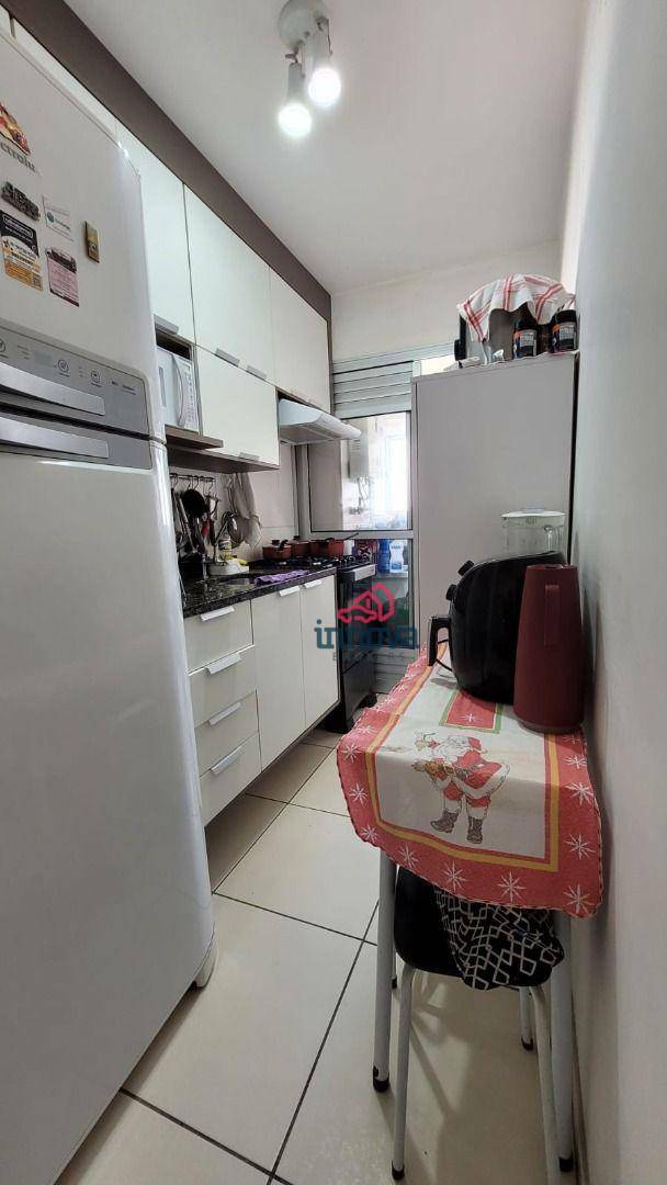 Apartamento à venda com 3 quartos, 67m² - Foto 3