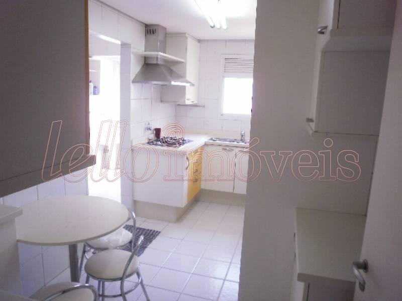 Apartamento para alugar com 3 quartos, 130m² - Foto 25