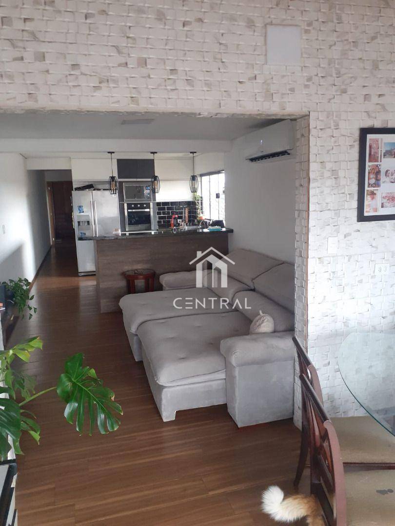 Sobrado, 6 quartos, 330 m² - Foto 4