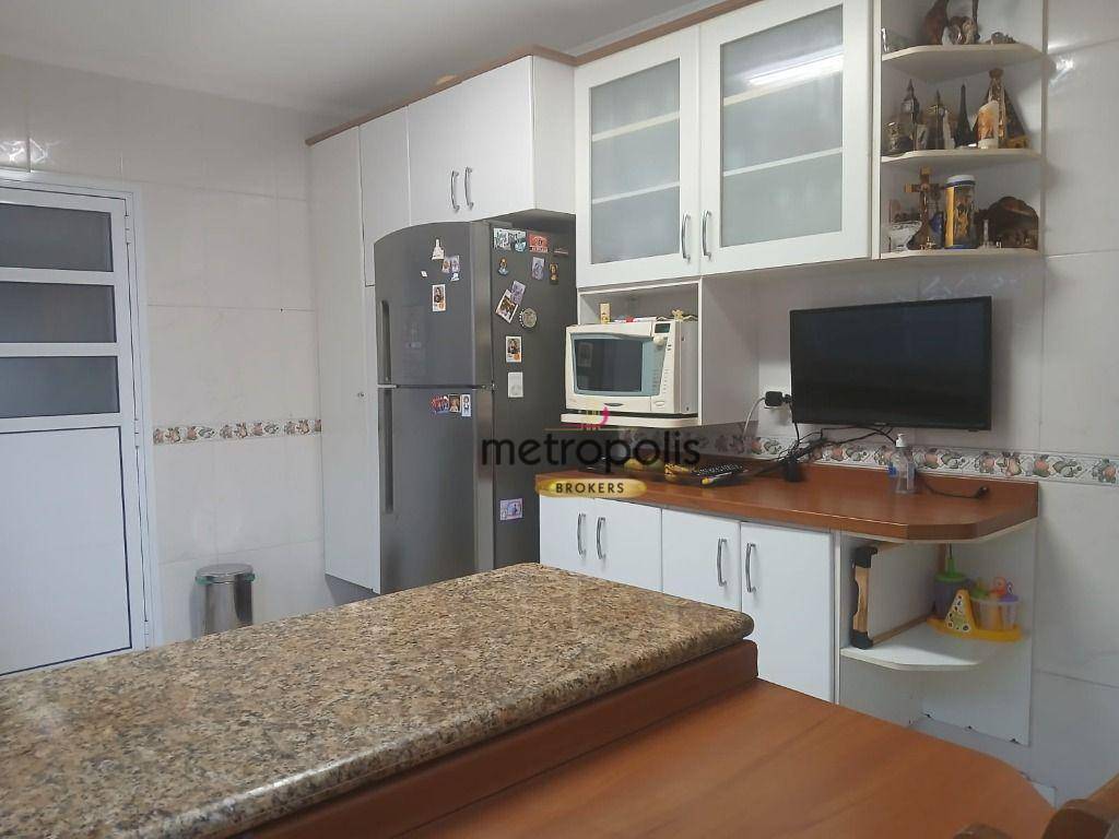 Sobrado à venda com 4 quartos, 240m² - Foto 13