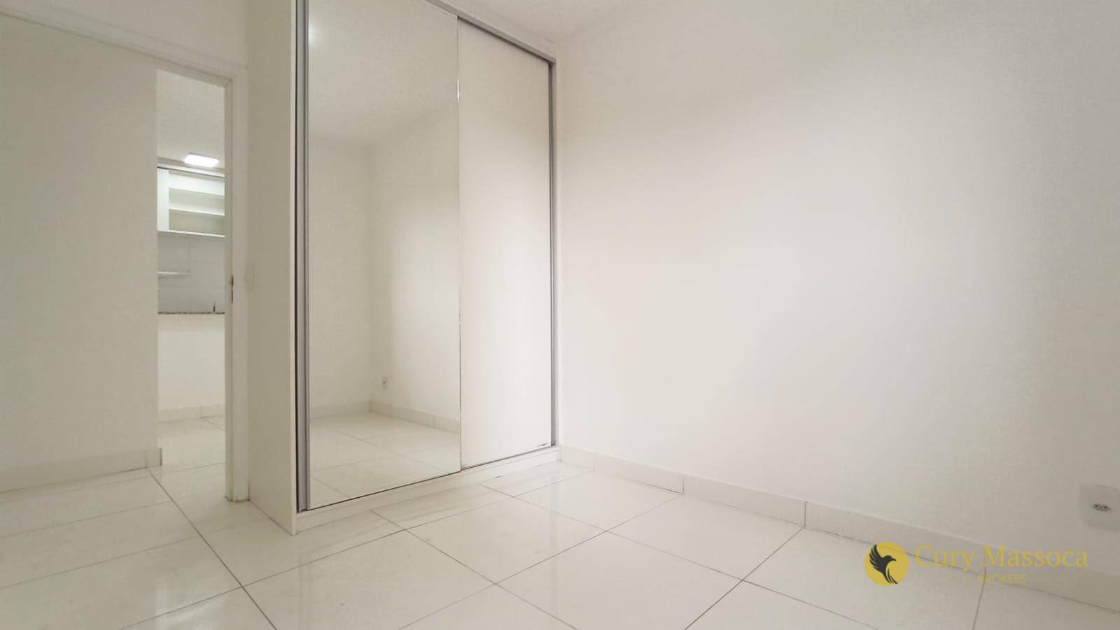 Apartamento para alugar com 3 quartos, 76m² - Foto 14