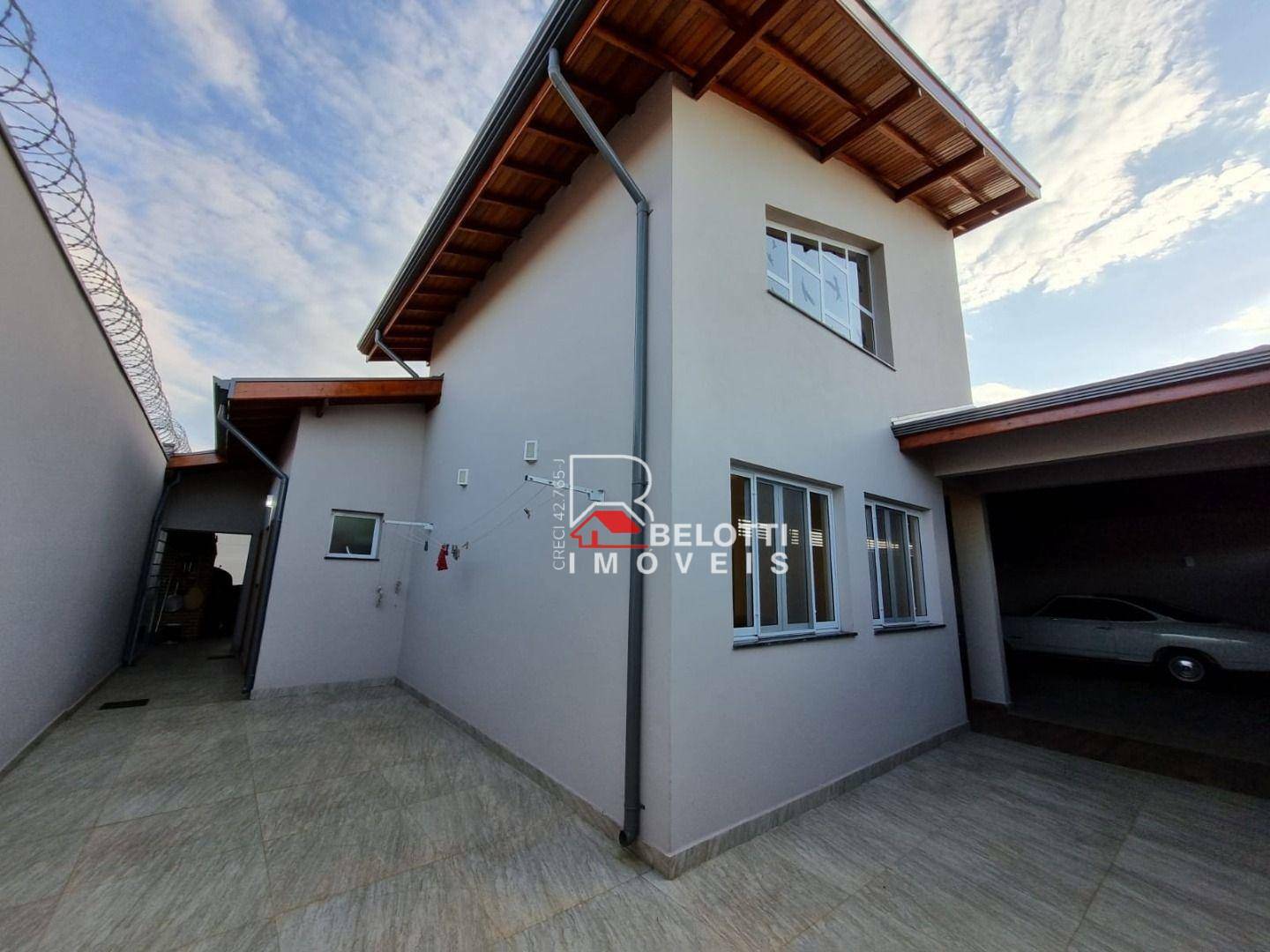 Casa à venda com 3 quartos, 220m² - Foto 12