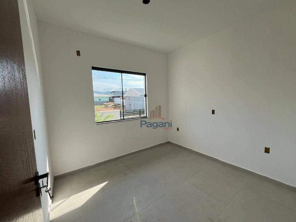 Casa à venda com 2 quartos, 53m² - Foto 7