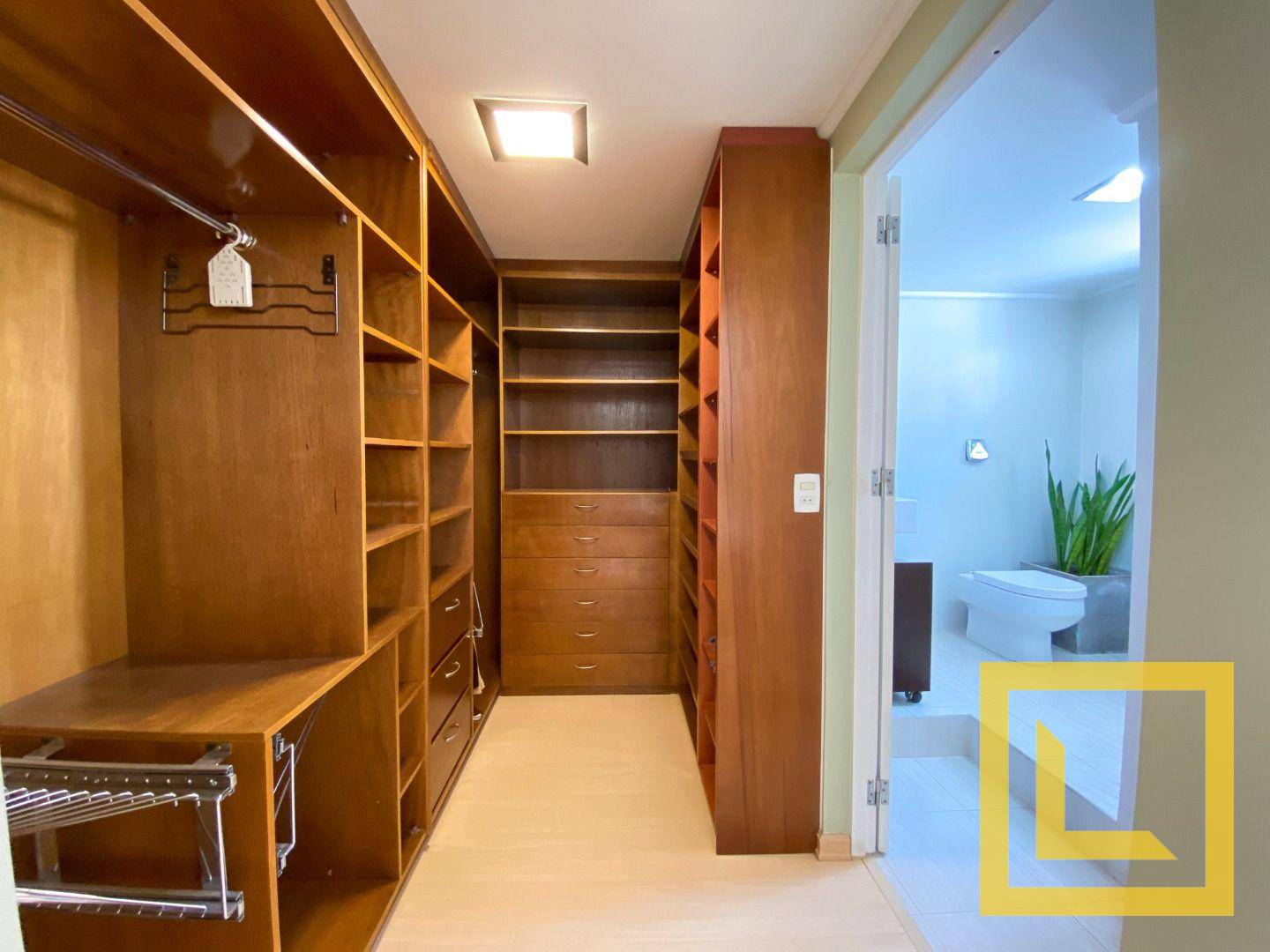 Casa, 4 quartos, 350 m² - Foto 23