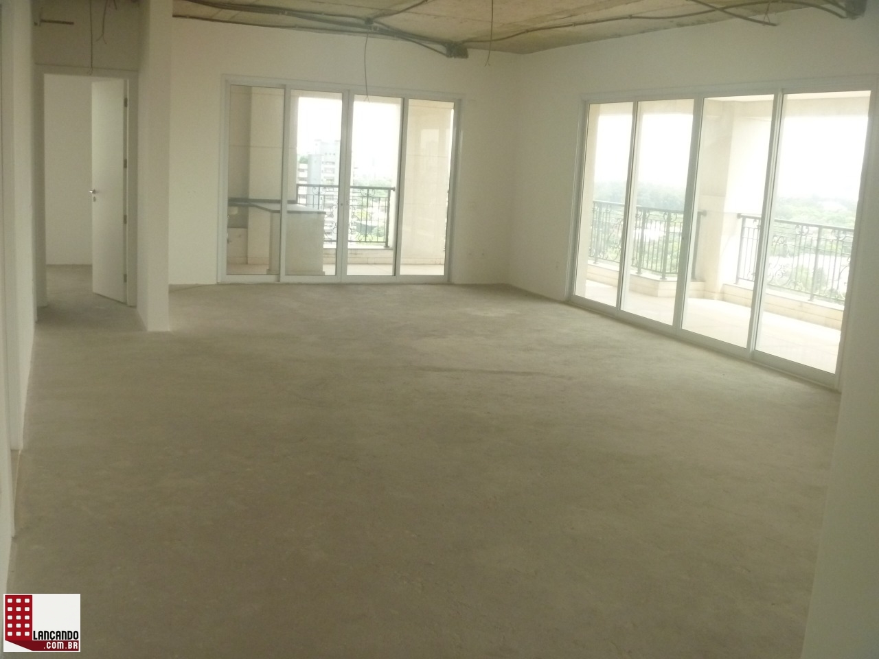 Apartamento à venda com 4 quartos, 400m² - Foto 1