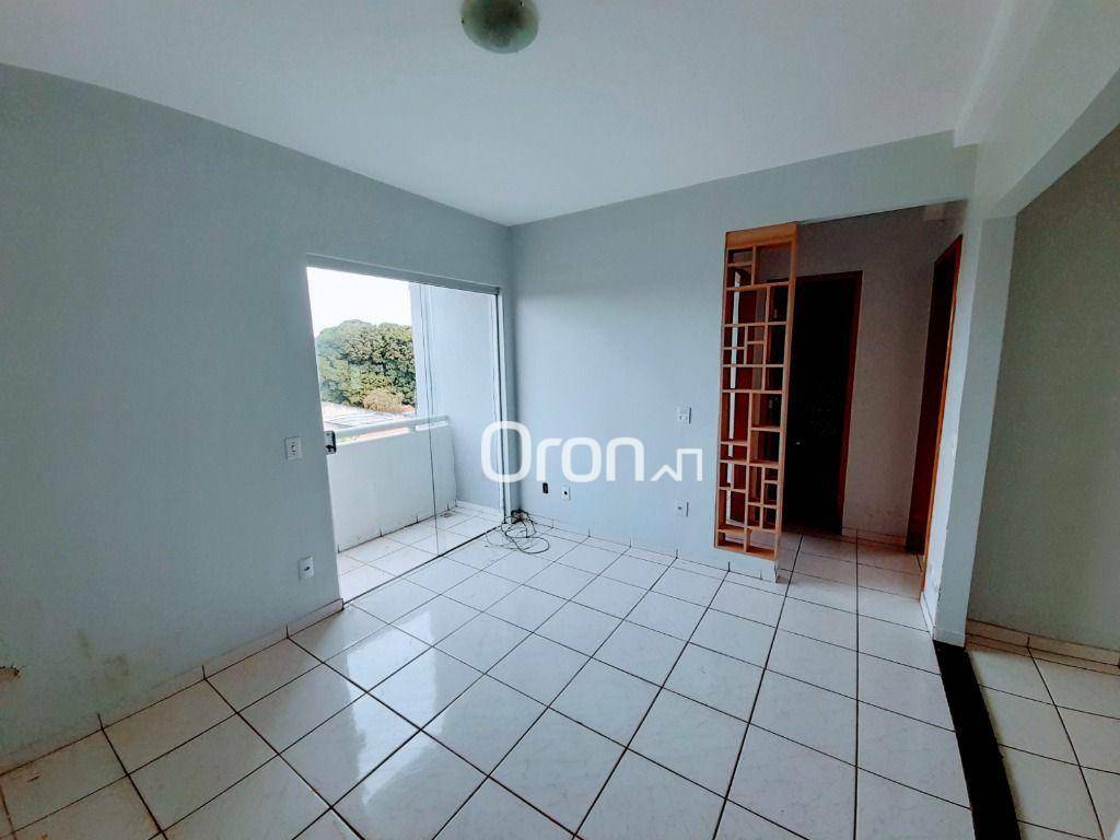 Apartamento à venda com 2 quartos, 65m² - Foto 1