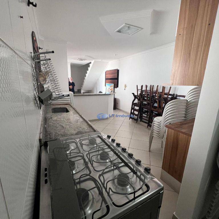 Casa para alugar com 2 quartos, 147m² - Foto 12