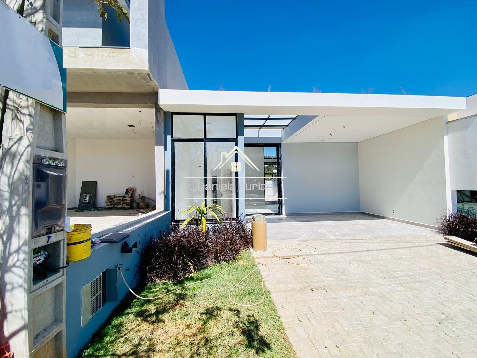 Casa de Condomínio à venda com 3 quartos, 135m² - Foto 1