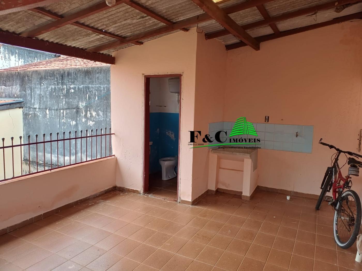 Casa à venda com 4 quartos, 378m² - Foto 8