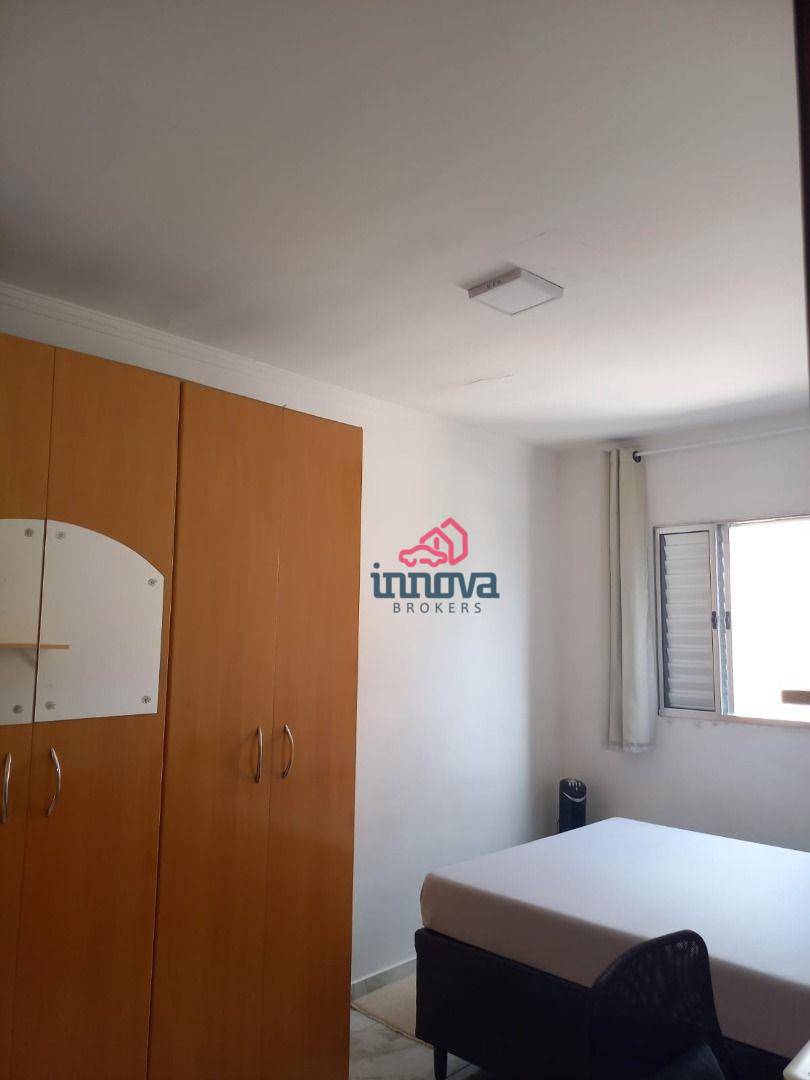 Apartamento à venda com 2 quartos, 62m² - Foto 17