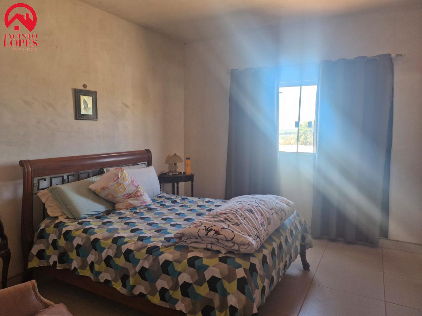 Casa de Condomínio à venda com 3 quartos, 250m² - Foto 8