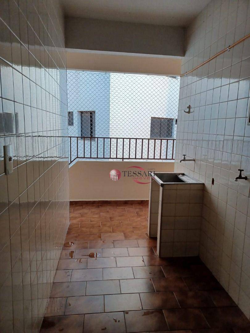 Apartamento à venda com 3 quartos, 90m² - Foto 15