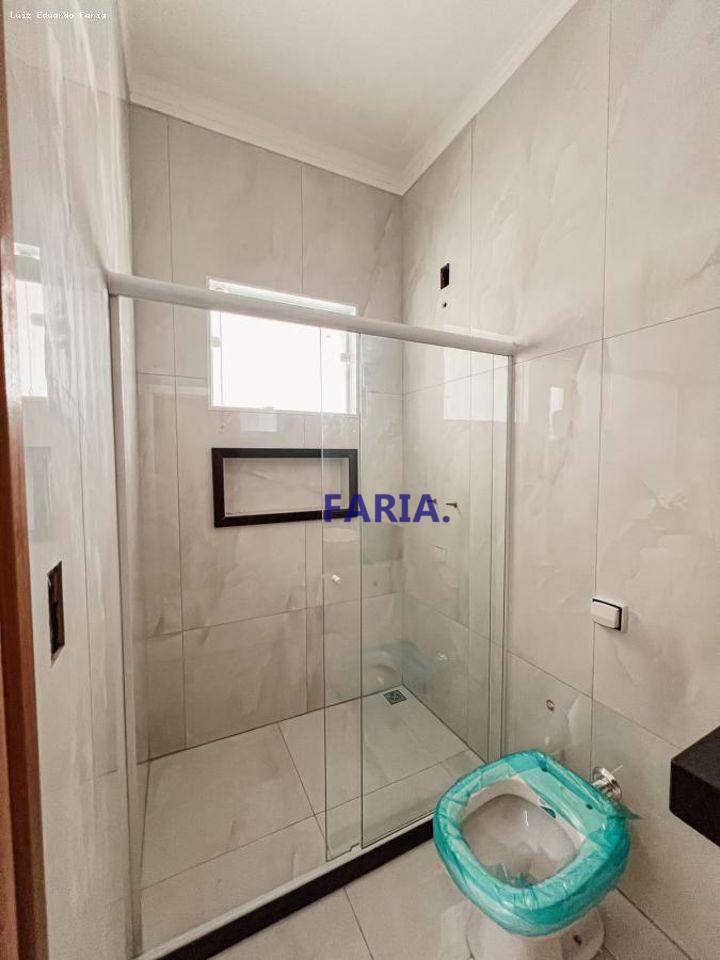 Casa à venda com 3 quartos, 190m² - Foto 10