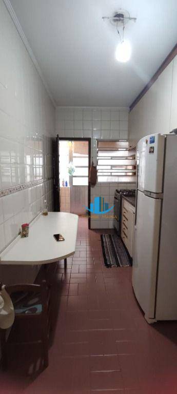 Apartamento à venda com 2 quartos, 106m² - Foto 25